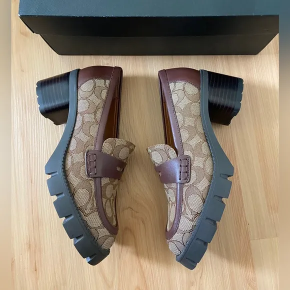 Coach Women Sig C Colleen Loafer In Signature Jacquard CC949 Size 6.5