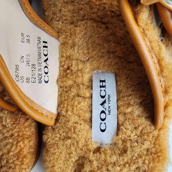 Coach Womens Hollie Butter Scotch Leather Thong Sandals Shoes Yellow Sz 8