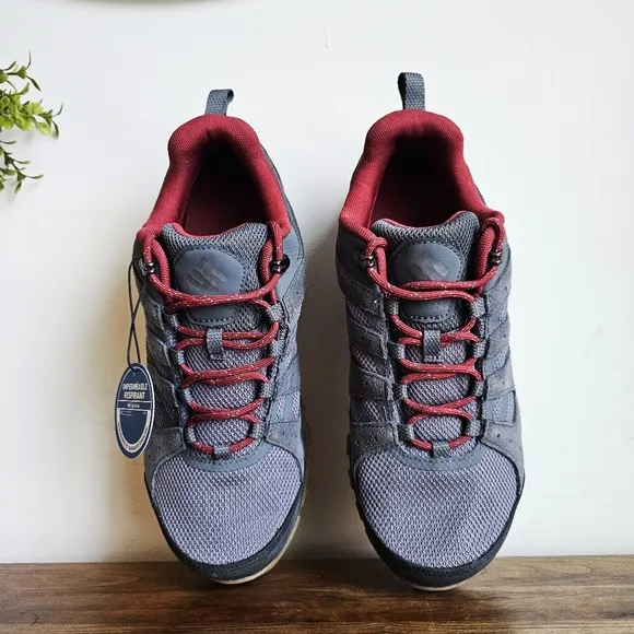 Columbia Redmond™ III Waterproof Genuine Leather Hiking Walking Women’s Shoe 9.5