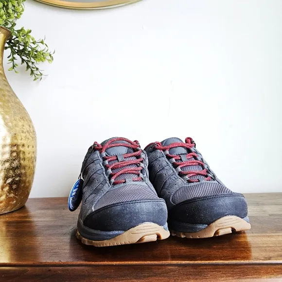Columbia Redmond™ III Waterproof Genuine Leather Hiking Walking Women’s Shoe 9.5