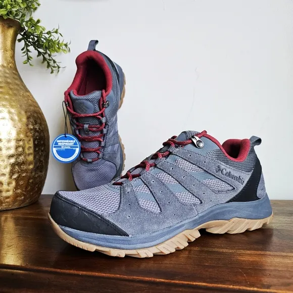 Columbia Redmond™ III Waterproof Genuine Leather Hiking Walking Women’s Shoe 9.5