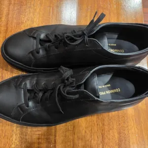 Common Projects Men's Black Leather Sneakers
