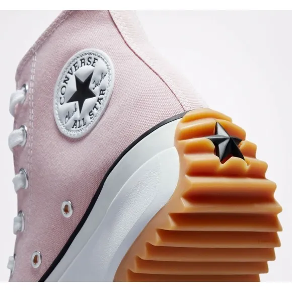 Converse Unisex Run Star Hike Sneaker M 9.5 W 11 High Top Platform Shoes Pink