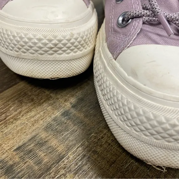 Converse Women's High-Top Sneakers - Lavender