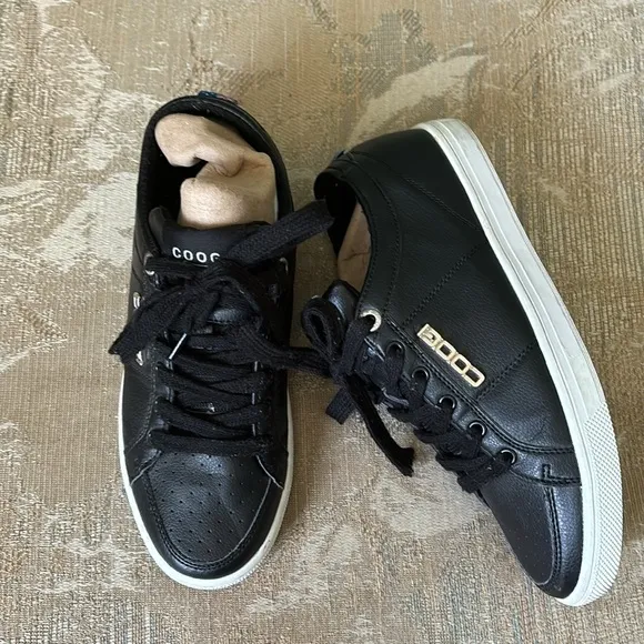 Coogi men’s black leather vintage sporty casual sneakers Sz 8