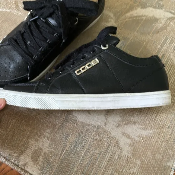 Coogi men’s black leather vintage sporty casual sneakers Sz 8