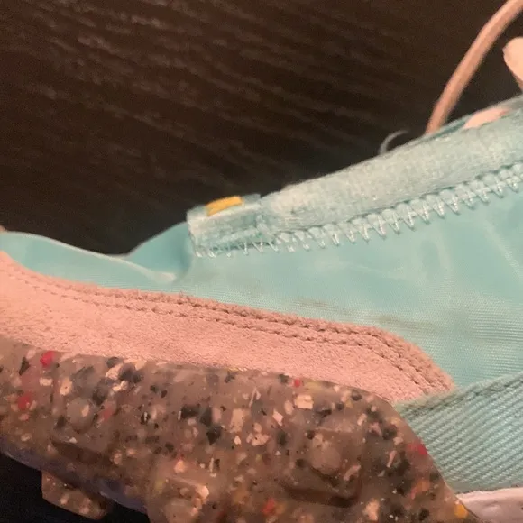 COPY - NIKE Light blue yellow RUNNING SNEAKERS Women size 7
