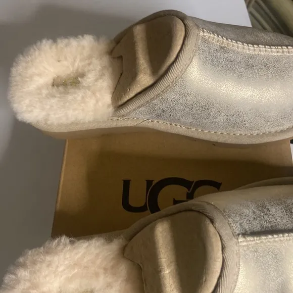 COPY - UGG Keegan metallic slipper shoes