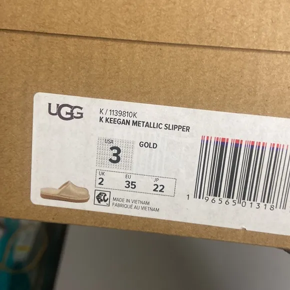 COPY - UGG Keegan metallic slipper shoes