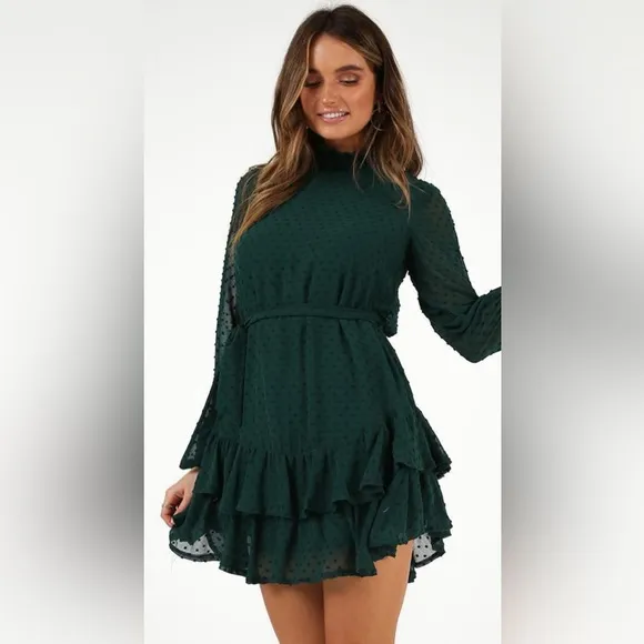 COULD YOU TELL DRESS IN FOREST GREEN