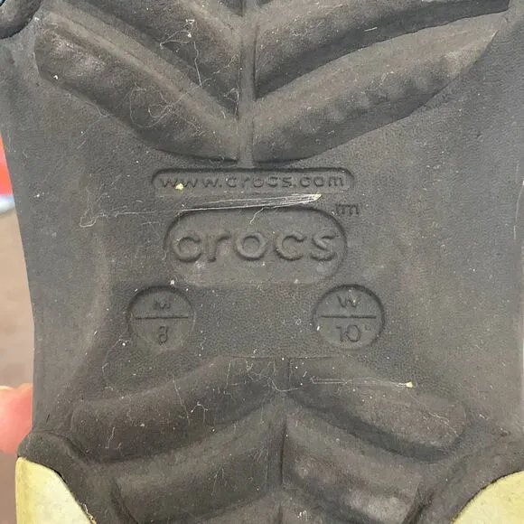 Croc sandals, men’s size 8