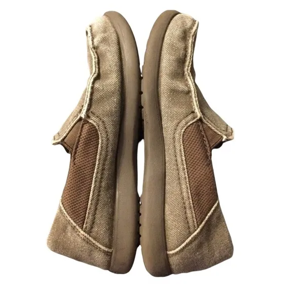 Crocs youth kids boys size 2 loafers Santa Cruz slip on comfort shoes