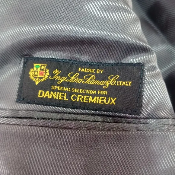 Daniel Cremieux Loro Piana 100% Wool 44 R Gray Herringbone Blazer Jacket Coat