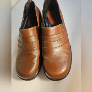 Dansko Aubrey brown Leather Pleated Slip On Shoes Clogs women's size Eu-39 US 8.