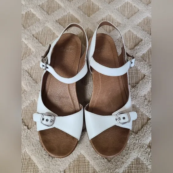 Dansko Joanie White Leather Clog Sandals Platform Open Toe Buckle Shoes Size 41