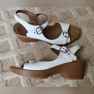 Dansko Joanie White Leather Clog Sandals Platform Open Toe Buckle Shoes Size 41