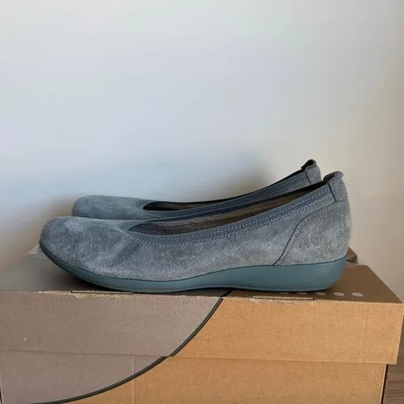 Dansko Kristen Blue Suede Ballet Flat Women Shoes  Slip On- SZ 40 - US 9.5-10