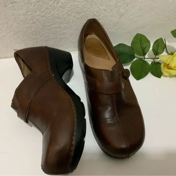 Dansko Leather Clogs Womens 9 Brown Solstice Button Strap Comfort Shoes Slip On