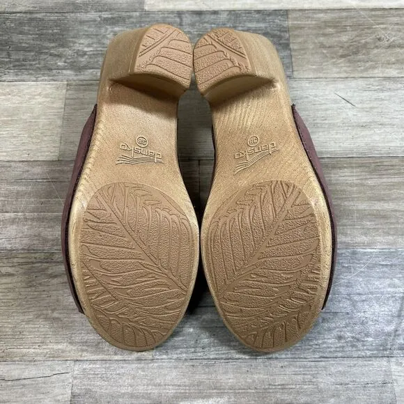 Dansko Tandi Sandals Women’s US 7.5-8 EU 38 Rose Suede Nubuck Wedge Shoes Clogs