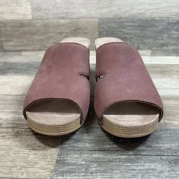 Dansko Tandi Sandals Women’s US 7.5-8 EU 38 Rose Suede Nubuck Wedge Shoes Clogs