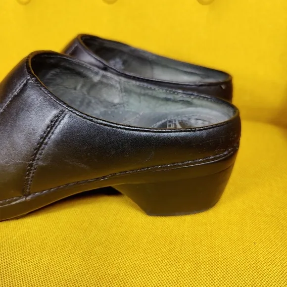 DANSKO Women's Suri Clogs Black Leather Slip On Shoes Size 8.5-9 EU 39