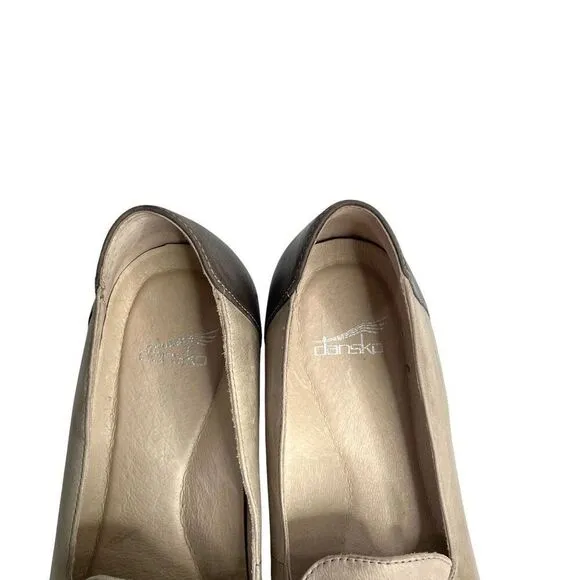 Dansko Preston Stone leather loafers heels Size 38 block heel comfort shoes
