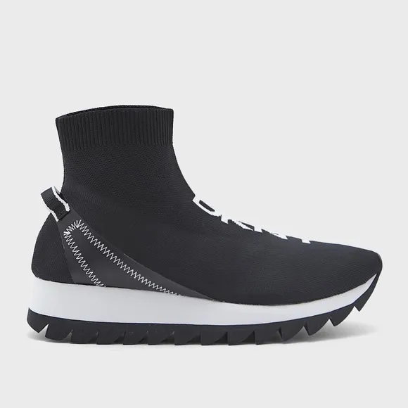 DKNY Sport Sneaker, Black &amp; White Size 9.5M New in Box