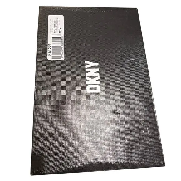 DKNY Women's Chaney-Lace Up Sneaker in Black EUC Size 8