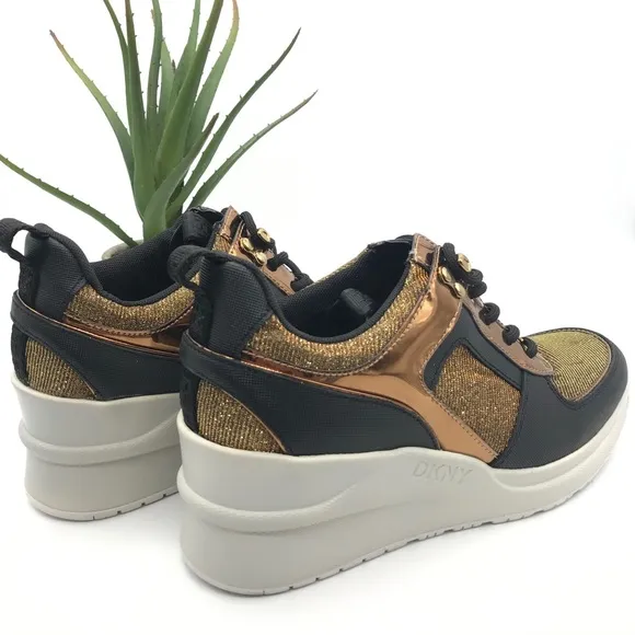 Dkny Women's Leo Wedge Black Gold Sneakers New 10