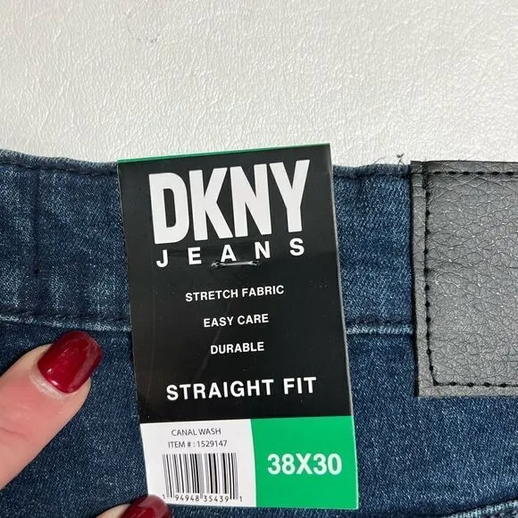DKNY | NWT Duane Straight Fit Jeans