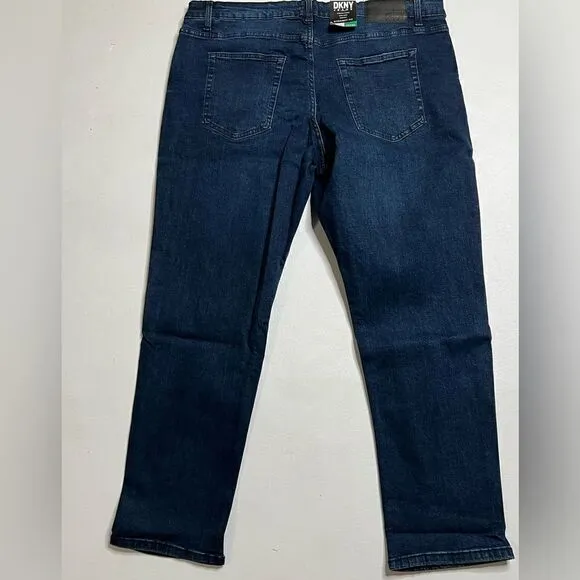 DKNY | NWT Duane Straight Fit Jeans