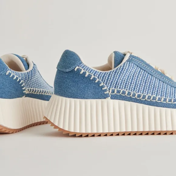 Dolce Vita Dolen Sneakers in Blue Multi Denim Women’s Size 8.5