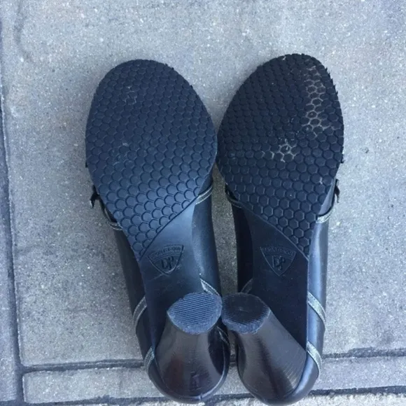 Donald J. Pliner Sport-I-Que Black Shoes