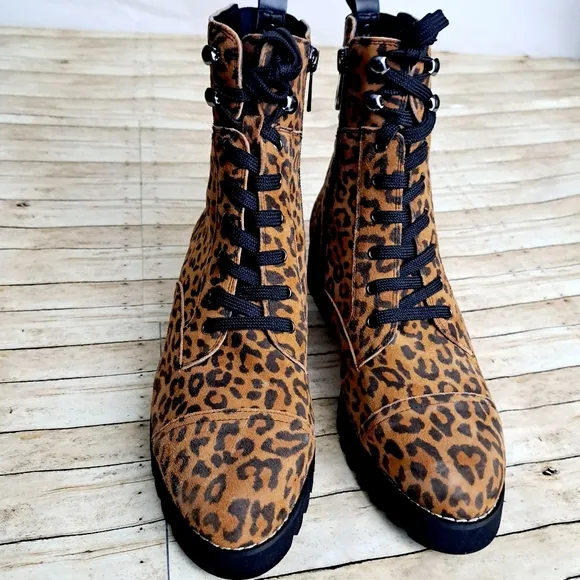 Donald J Pliner Women's Lace Up Hiker Boots Leopard Skin Print Size 8M