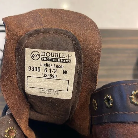 Double H ladies laceration ladies boots size 6.5,excellent shape,oil resistant.