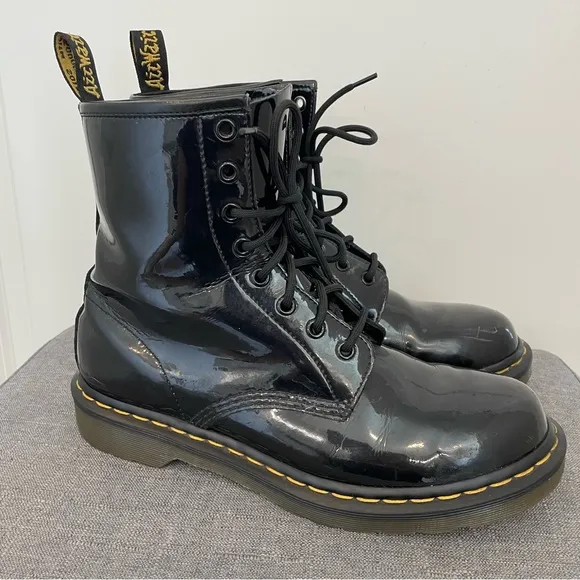 DR. MARTENS 1460 Black Patent Leather Combat Boots Women’s Size 10