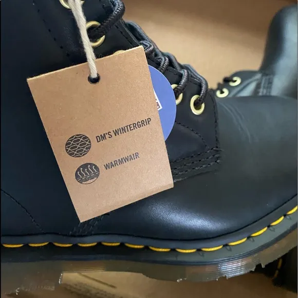 Dr Martens 1460 Blizzard waterproof warmwair boot SZ 8 NWT