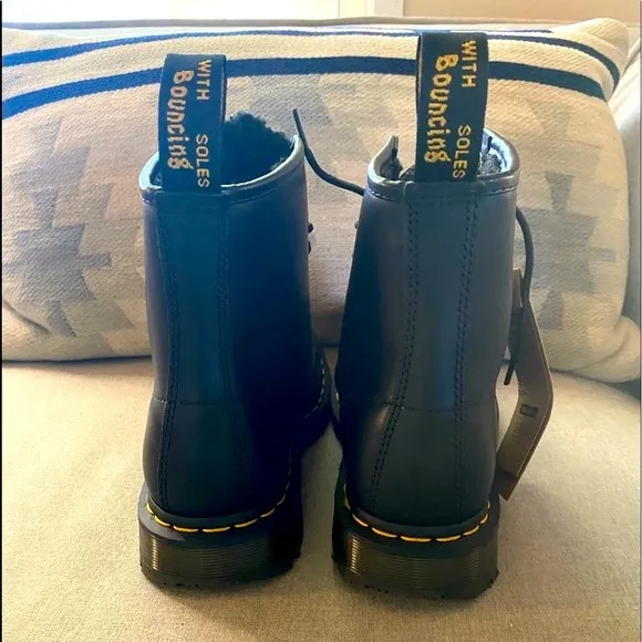 Dr Martens 1460 Blizzard waterproof warmwair boot SZ 8 NWT