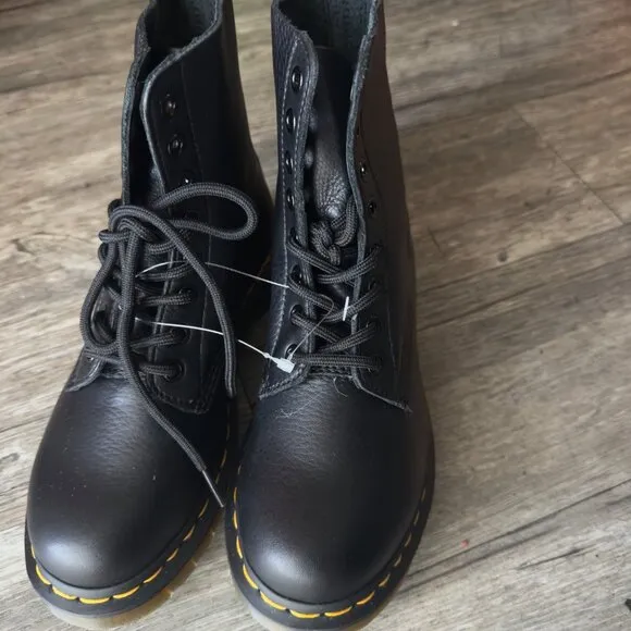 Dr. Martens 1460 Pascal Black Leather Boots Yellow Stitching &amp; AirWair Sole Sz 6
