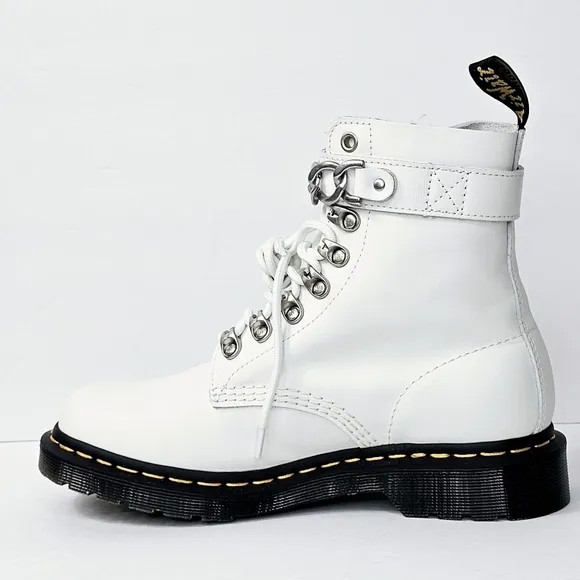 Dr. Martens 1460 Pascal Chain Leather Boots