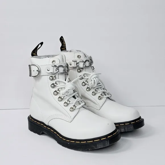 Dr. Martens 1460 Pascal Chain Leather Boots