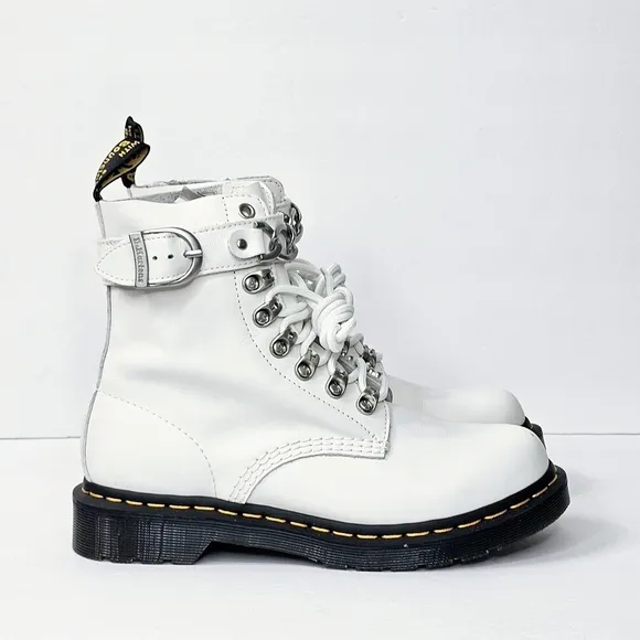 Dr. Martens 1460 Pascal Chain Leather Boots