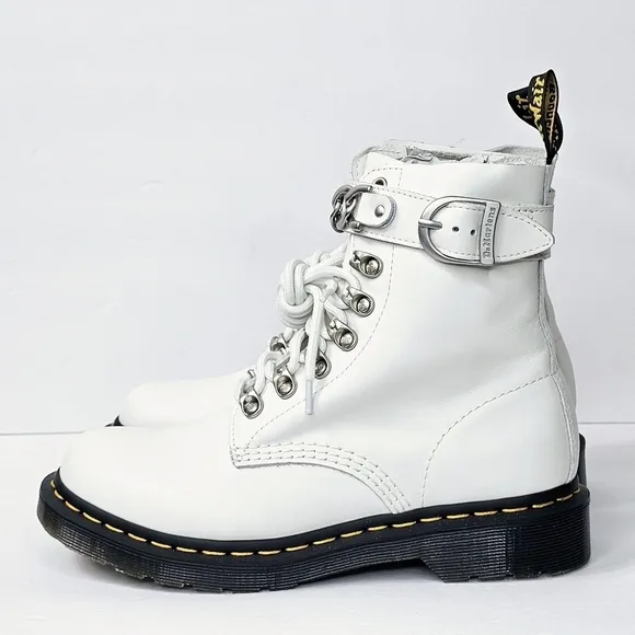 Dr. Martens 1460 Pascal Chain Leather Boots