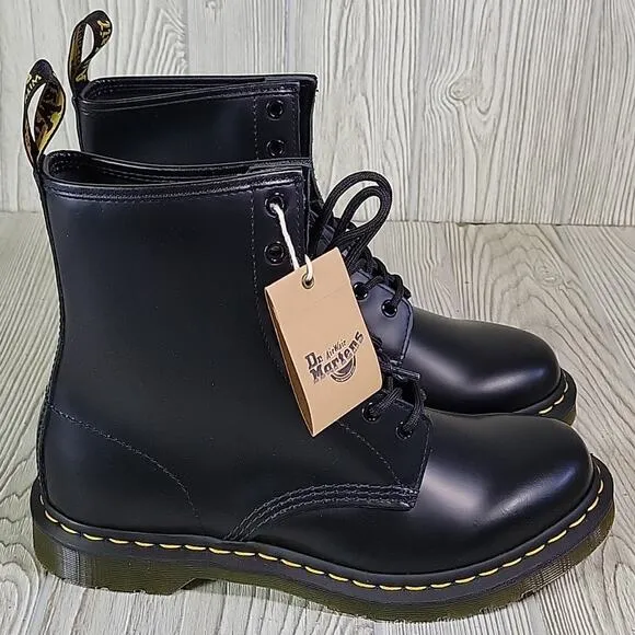 Dr. Martens 1460 Smooth Black Leather Combat Boots Womens Size 10 NEW