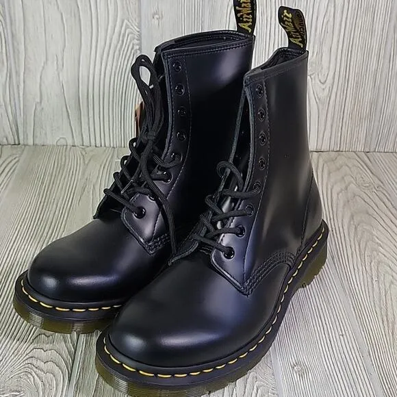 Dr. Martens 1460 Smooth Black Leather Combat Boots Womens Size 10 NEW