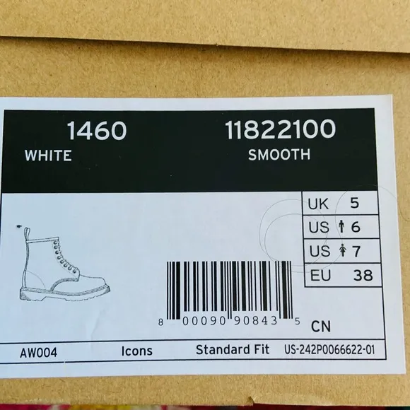 🆕Dr Martens 1460 Smooth Lace-Up Boots Women Size 7 US White NIB🆕