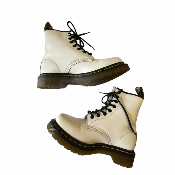 DR. MARTENS 1460 White Womens Boots New Sz 5