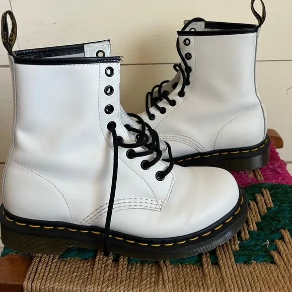 Dr. Martens 1460 Woman’s Smooth Leather Lace Up Boots