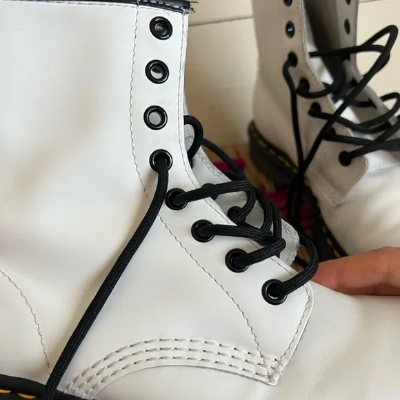 Dr. Martens 1460 Woman’s Smooth Leather Lace Up Boots