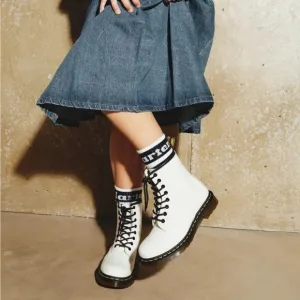 Dr. Martens 1460 WOMEN'S White SMOOTH LEATHER LACE UP BOOTS Sz 7 Unisex Grunge
